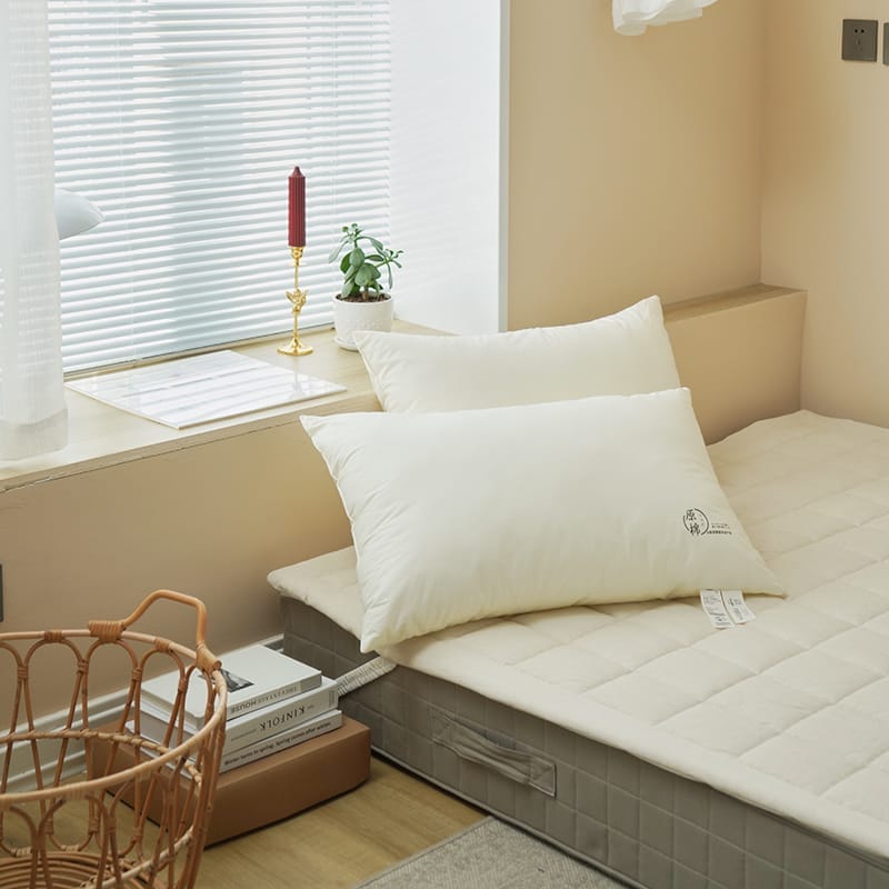 hotel pillow
