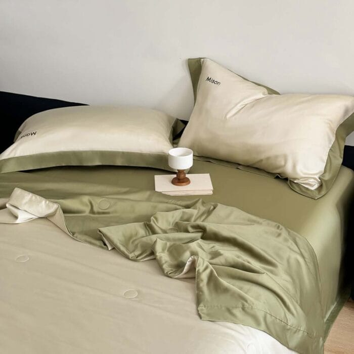 Bed sheet set