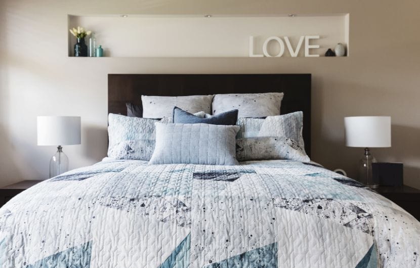 blue cleaned bnb down duvet