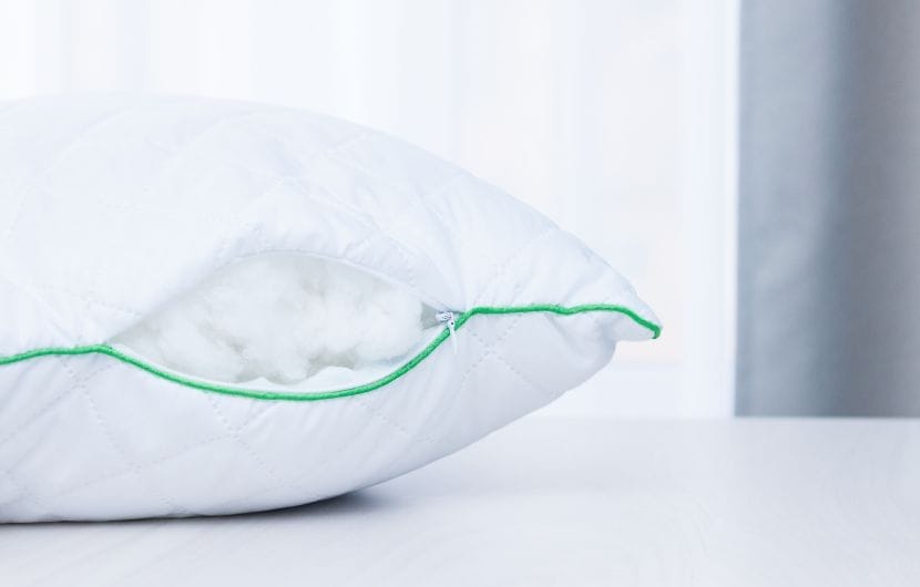 polyester filled pillow