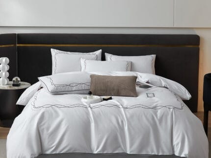Hotel White Bedding Set