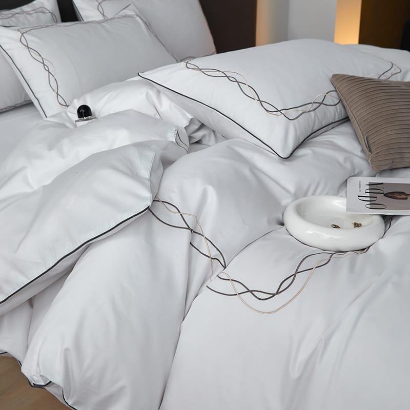 Hotel White Bedding Set