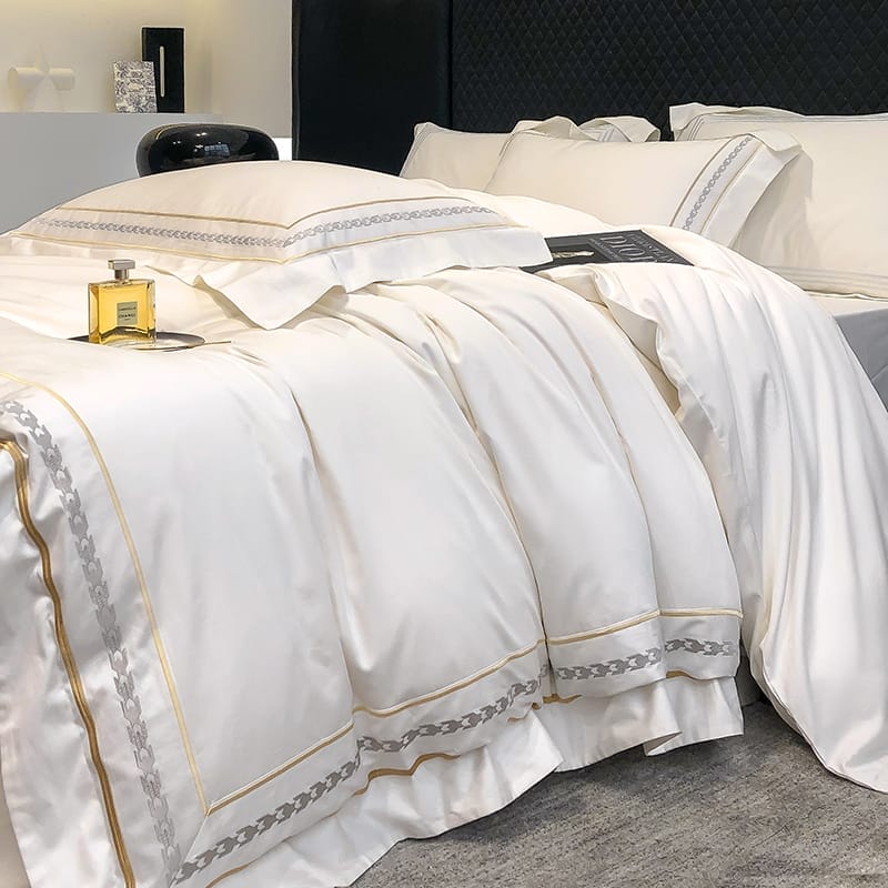 Hotel Style Bedding Set